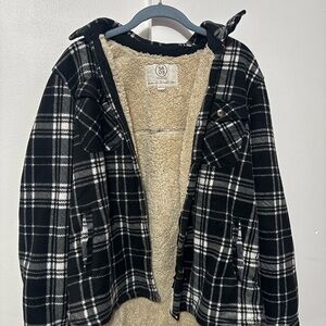 Cascade Collective Cream Sherpa Jacket